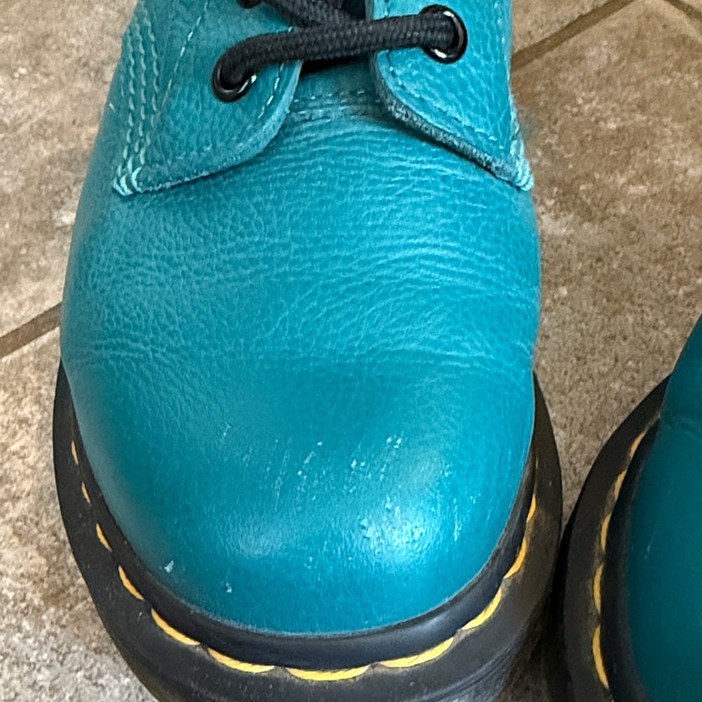 Dr. Martens Teal Pebbled Leather Boots with Black and Yellow Heel Loop 6.5 - Picture 4 of 6